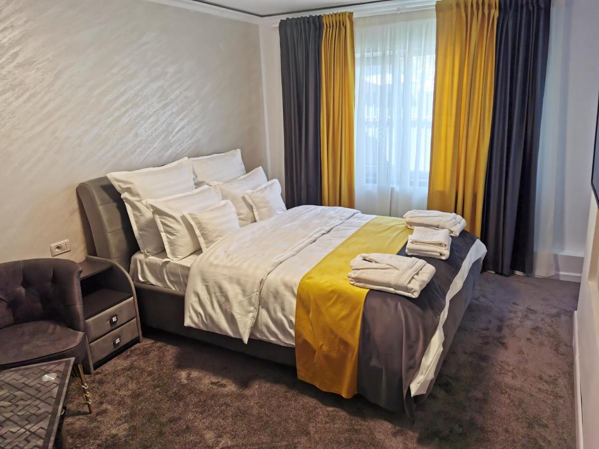 Casa Davison Appartement Târgu Jiu Buitenkant foto