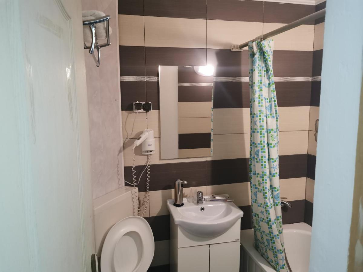 Casa Davison Appartement Târgu Jiu Buitenkant foto