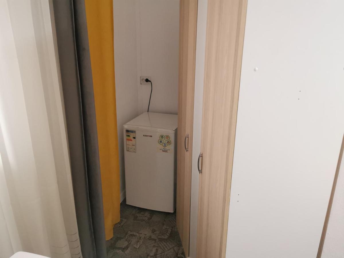 Casa Davison Appartement Târgu Jiu Buitenkant foto