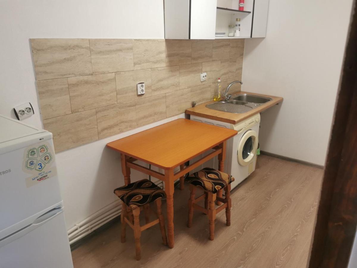 Casa Davison Appartement Târgu Jiu Buitenkant foto